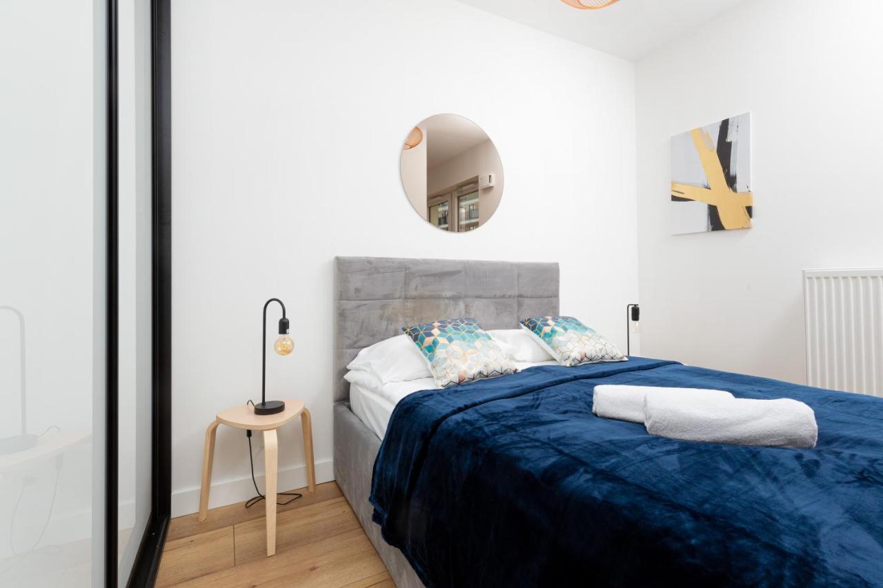 Atrium Promenada Apartments Goclaw By Noclegi Renters Varsavia Esterno foto